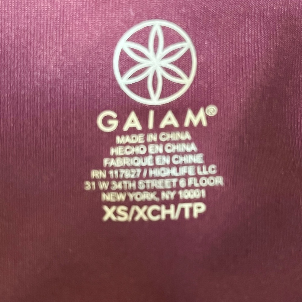 NWT Gaiam Om High-Waisted mesh pocket fitted shorts - Picture 5 of 5